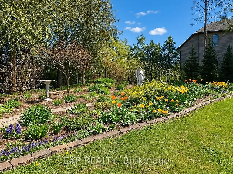469 Church St #18 — Photo 25