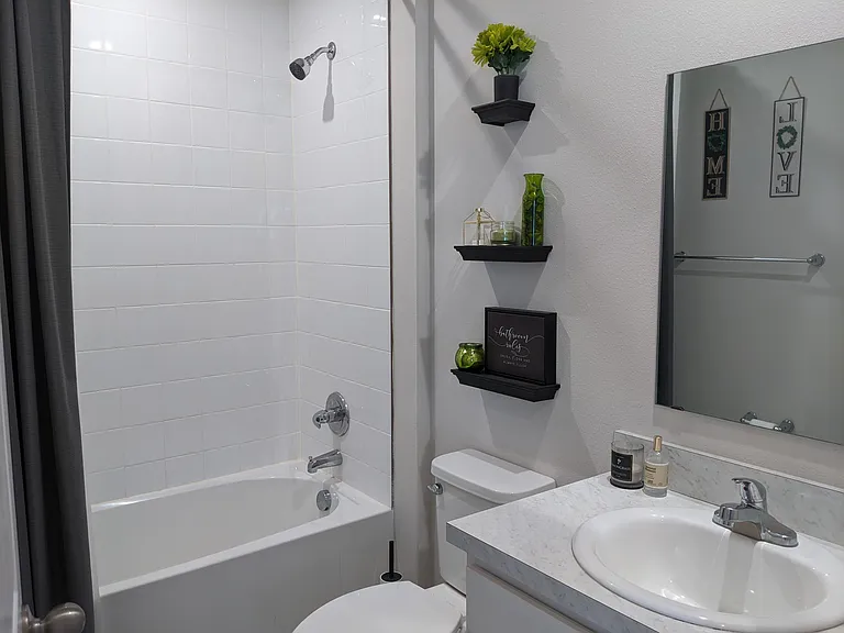 605 Lychee Ln — Photo 17