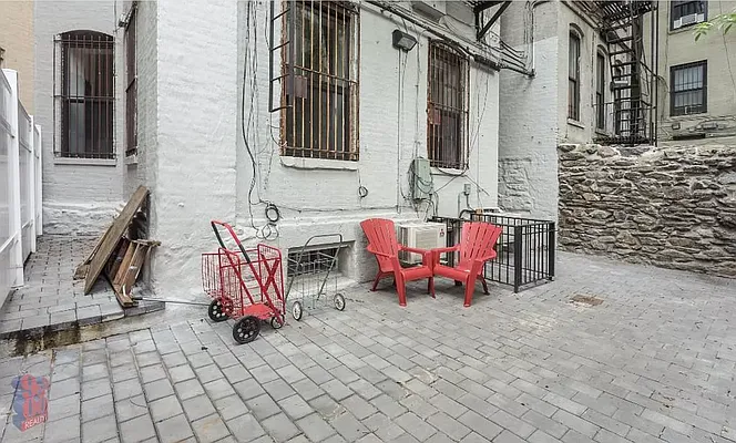 Rented by REAL New York | media 12