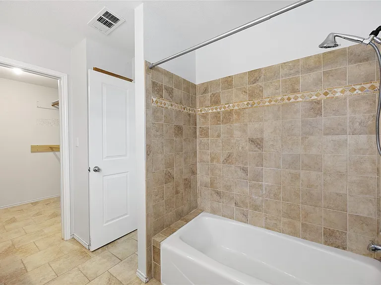 2209 Stirrup Dr — Photo 18