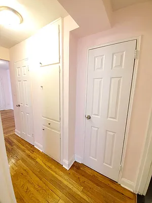 Rented by Smart NY Realty LLC | media 5