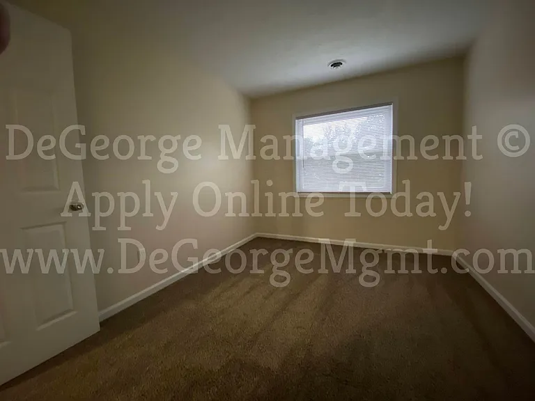 Pine Ridge Apartments — Photo 91