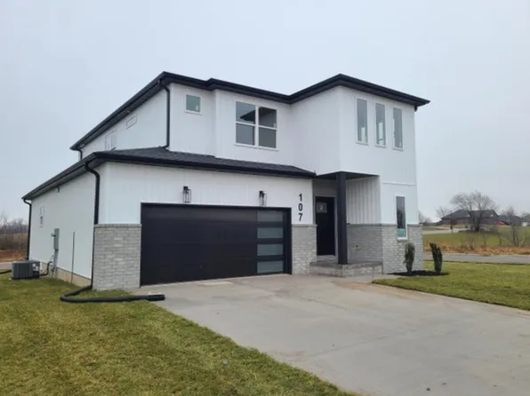 107 E Acacia Cir, Clever, MO 65631