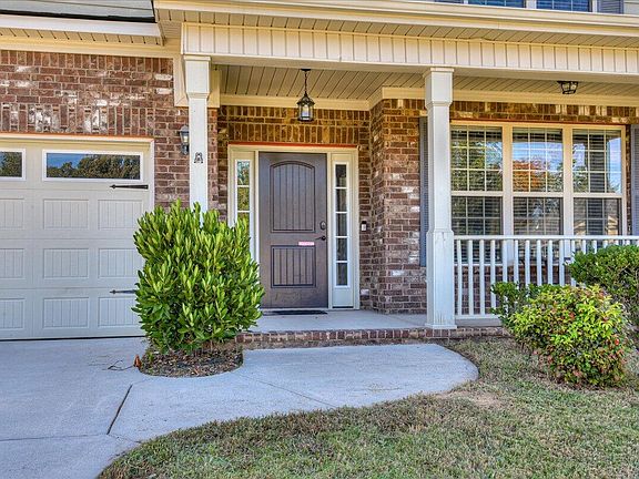 2nd image of 1653 Cedar Hill Drive