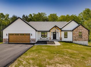 3403 Weatherby Ln, Farmington, MO 63640