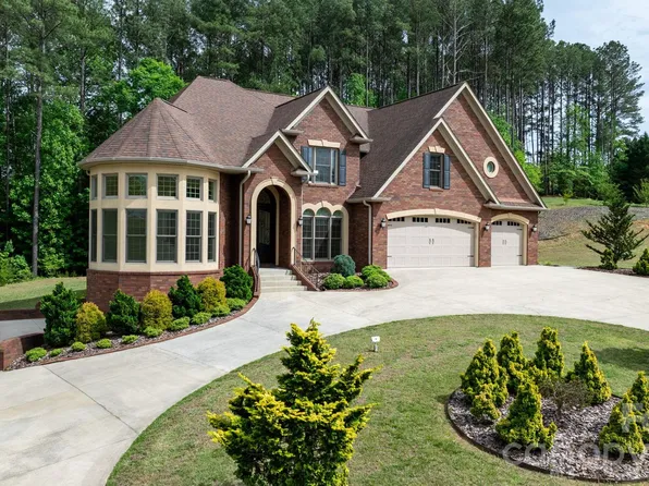 4 Royal Vista Way, Granite Falls, NC 28630