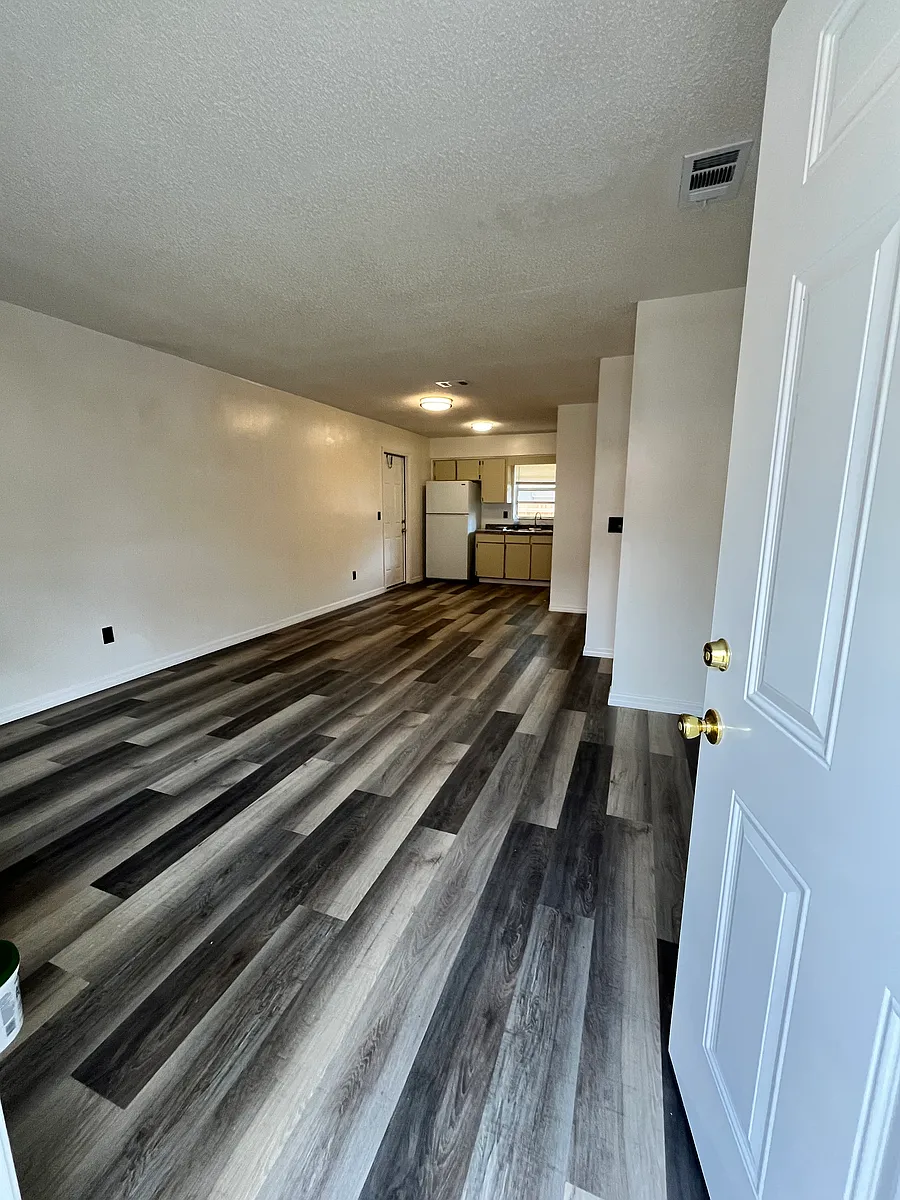 Building Photo - 3801 Phillips St #B