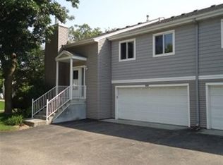 5532 Sanibel Dr, Minnetonka, MN 55343