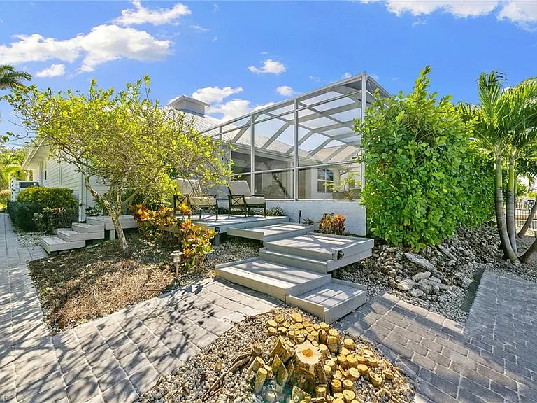 1900 Sandpiper St — Photo 44