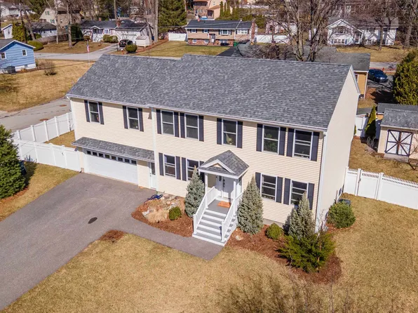7 Carlisle Road, Nashua, NH 03062