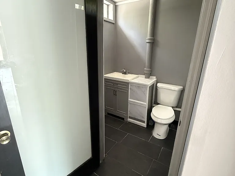 3033 N Main St #1 — Photo 6