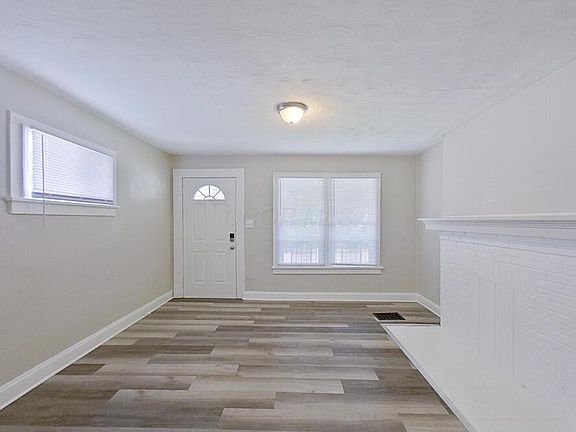 4th image of 1361-1363 E 18th Ave