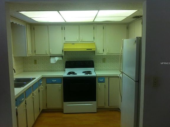 5th image of 2833 Belinda Dr