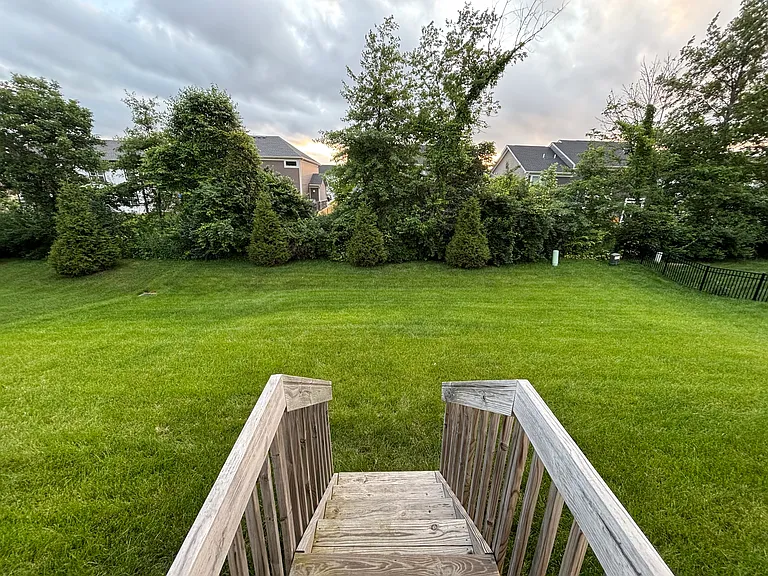 12325 Greenwood Dr — Photo 18