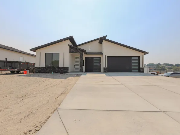 4114 S Kingwood St, Kennewick, WA 99337