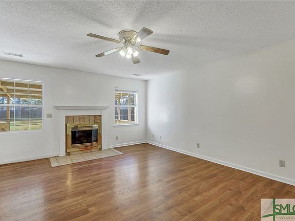 3rd image of 115 Katie Drive