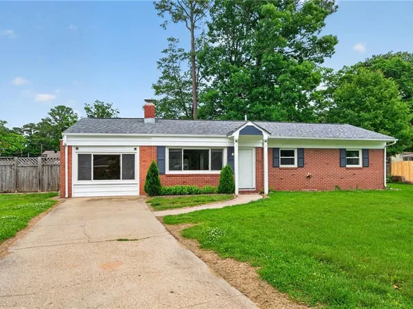 313 Sparrow Rd, Chesapeake, VA 23325