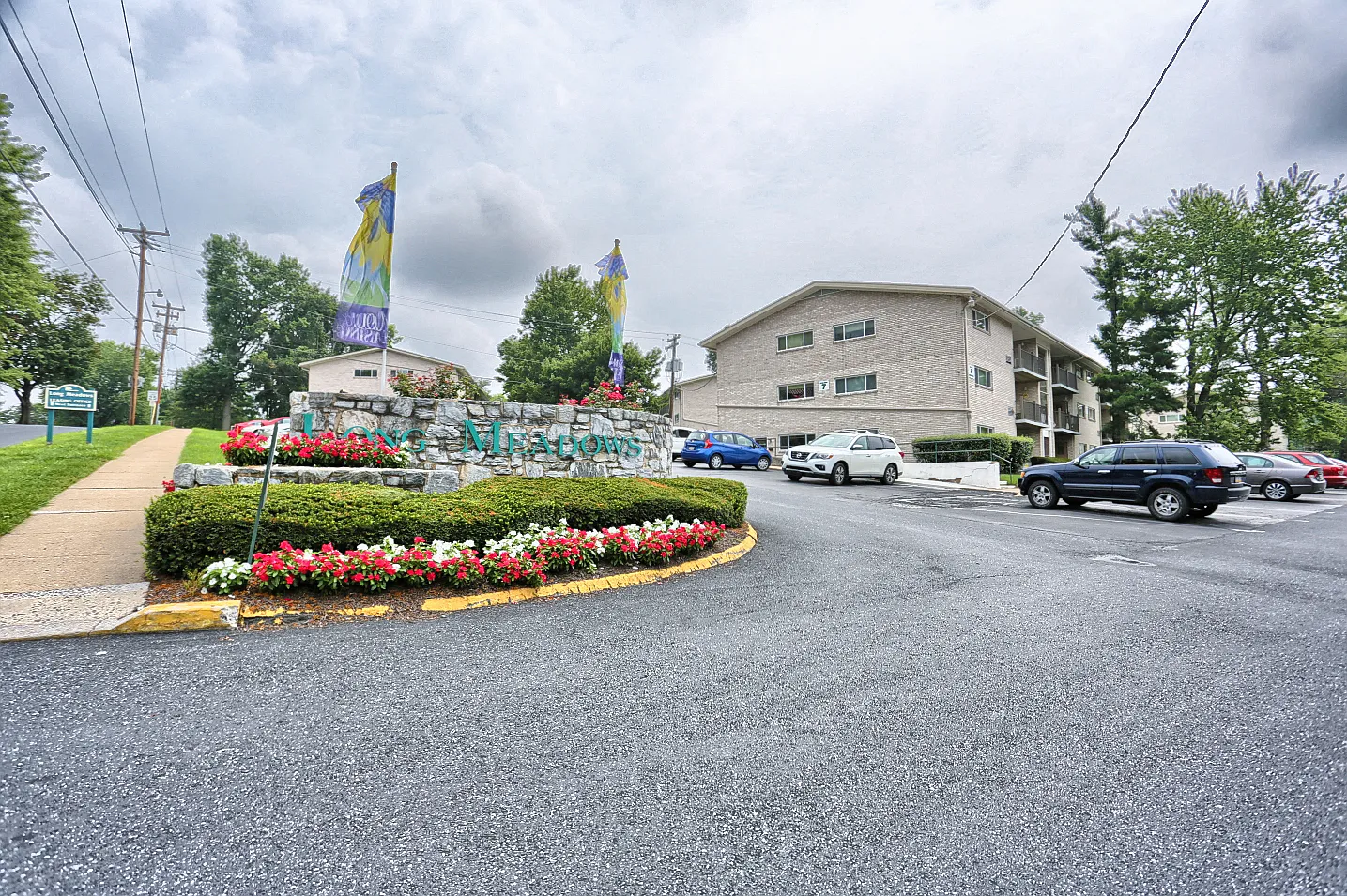 Long Meadows Apartments — Photo 4