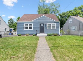 8 Carter Rd, Haskell, NJ 07420