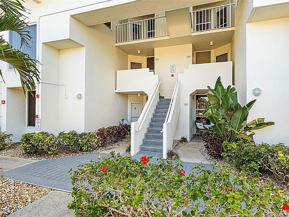 2nd image of 5281 Isla Key Blvd S APT 202