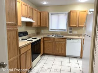 2610 Ardmore St SE, Grand Rapids, MI 49506