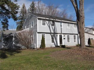 33 Cherry Tree Cir, Liverpool, NY 13090