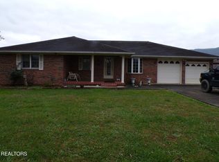 123 Twin Acres Rd, Middlesboro, KY 40965