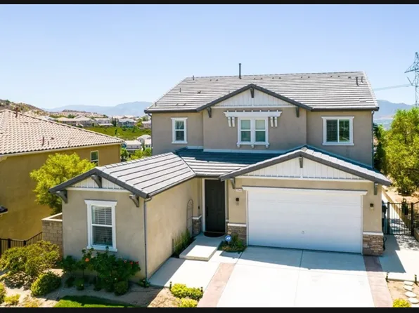 20540 Suzie Ln, Santa Clarita, CA 91350