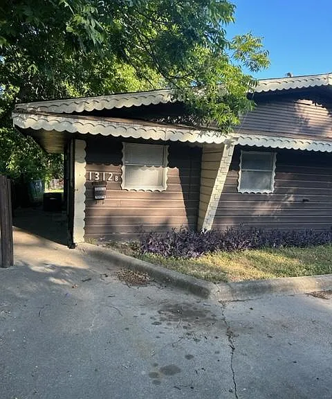 Front View B Side