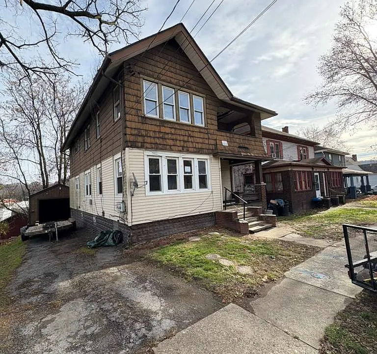3426 Orchard St