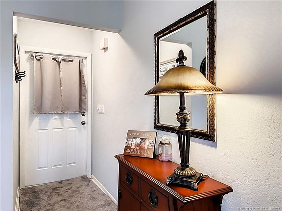 4th image of 2368 SE Brekenridge Cir