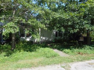 104 Spring Ave, Centerville, TN 37033