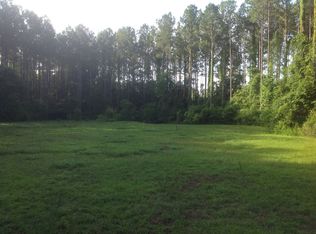 29 Forest Ln, Crawfordville, FL 32327