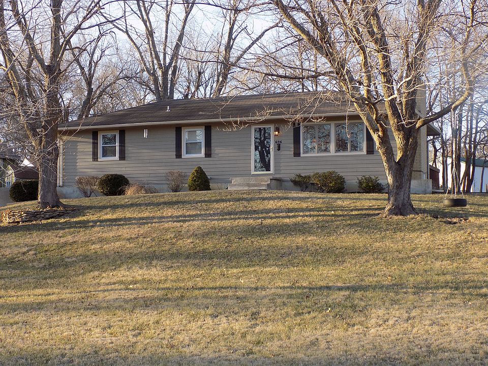 Raised ranch style home