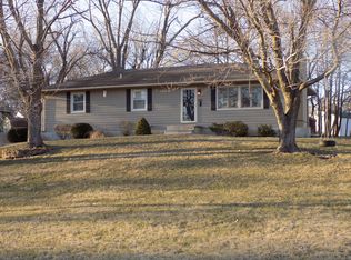 606 Newton St, Baldwin City, KS 66006