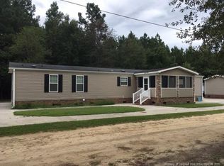 218 Woodlief Dr, Elizabethtown, NC 28337
