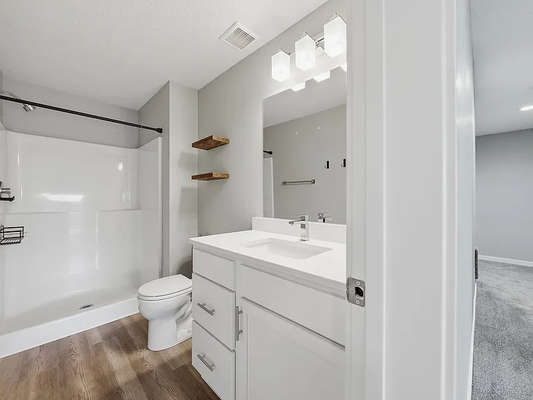 959 Titan Dr — Photo 35
