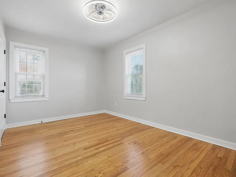 310 W Riverview Ave #1 — Photo 7