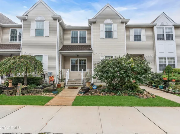 4008 Corral Court, Freehold, NJ 07728