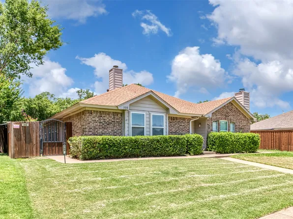 308 Crowe Dr, Euless, TX 76040