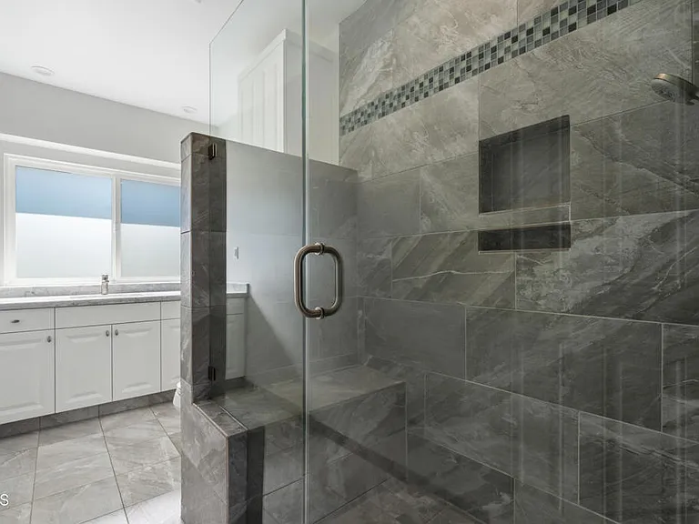 6823 Northford Dr — Photo 8