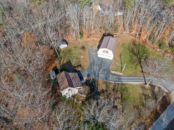 4 Chelsey Lane, Gray, ME 04039