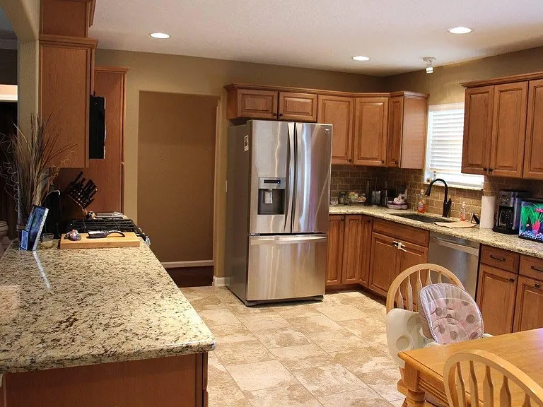 121 Mackeral St — Photo 5