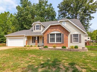 2022 Sun Flower Ct, Chesterfield, MO 63017