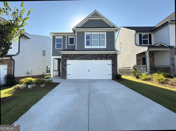24 Berry Dr, Dawsonville, GA 30534