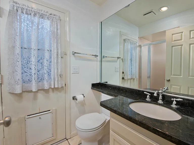 7420 Bernadine Ave — Photo 11