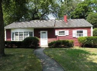 19 Rugby Rd, Massapequa, NY 11758