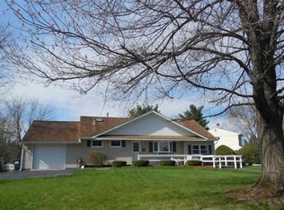 8 Ronald Pl, Schenectady, NY 12303