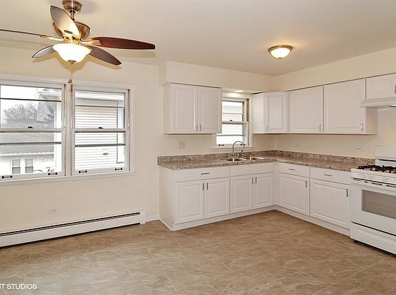 4th image of 3512 Euclid Ave