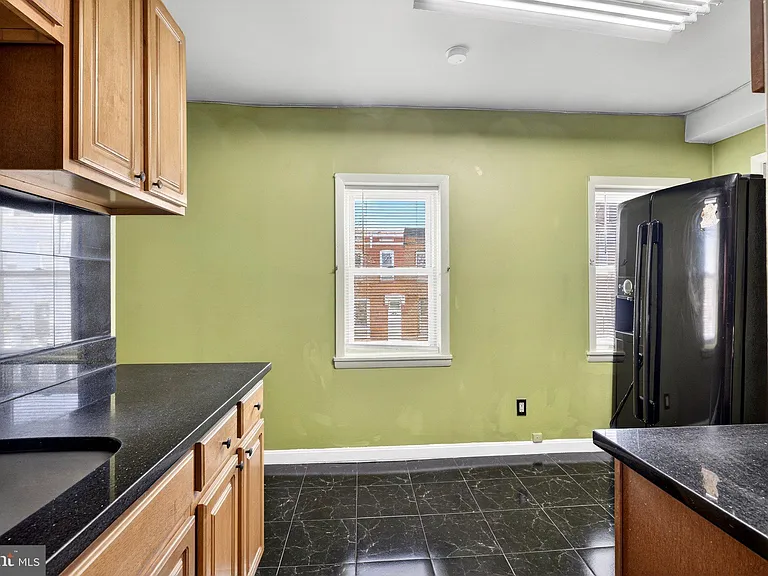 2245 E Fayette St #2 — Photo 30